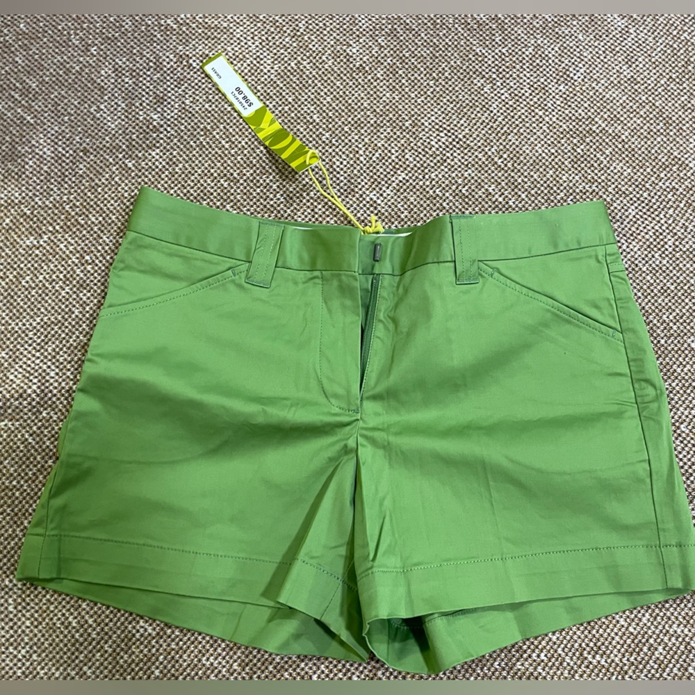 Jack rogers green shorts sz 6